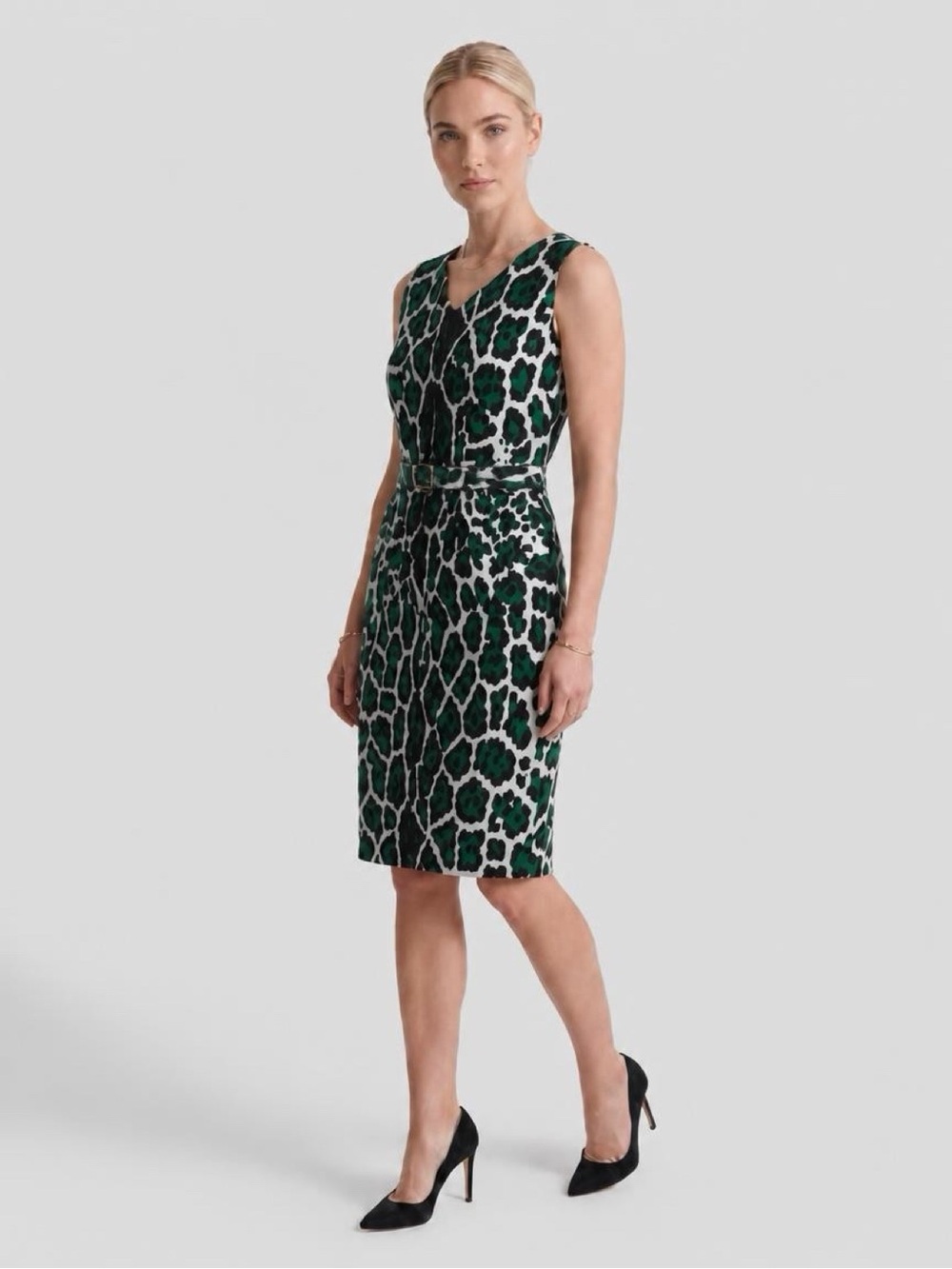 SAMANTHA SUNG Green and White Patterned Midi Sheath Dress